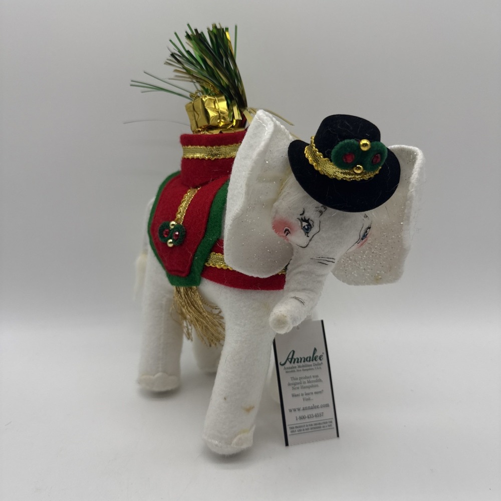 2008 Annalee Elegant‎ Elephant Plush Collectible Granny Country Core Holiday